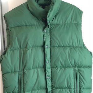 Sleeveless quilted vest
